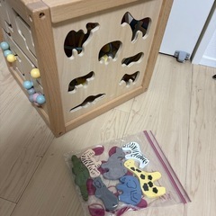森の遊び箱　おもちゃの画像