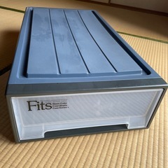 衣装ケース