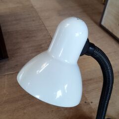卓上ライト 照明 レトロ シンプル デスクライト 卓上ランプ　/TJ-2385 2F北の画像