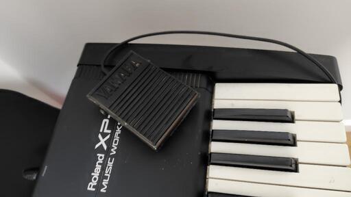 ROLAND xp60、スタンド、ペダルのセット