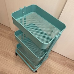 決まりました‼️中古品 IKEA キャスター ワゴン ターコイズ キッチンワゴン 収納 収納家具の画像