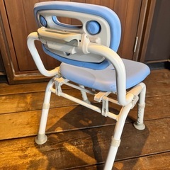 お風呂用の椅子と台の画像