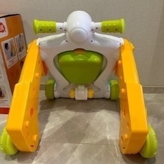ベビーウォーカー　手押し車の画像