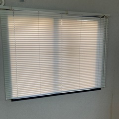 ブラインド4枚セットの画像