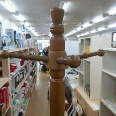 ポールハンガー✨帽子掛け✨コートハンガー✨木製【浜村鹿野温泉ICから3分 買取本舗、 宮本リサイクル 営業時間9～19時 定休日水曜のみ←連絡できませんm(_ _)m】の画像