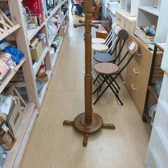 ポールハンガー✨帽子掛け✨コートハンガー✨木製【浜村鹿野温泉ICから3分 買取本舗、 宮本リサイクル 営業時間9～19時 定休日水曜のみ←連絡できませんm(_ _)m】の画像