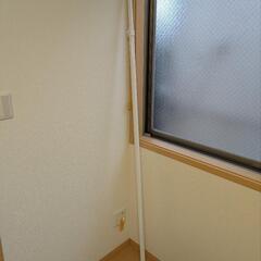 つっぱり棒、ポール