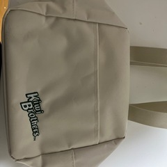 kiwiブラザーズのランチバックの画像