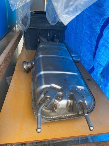 ロードスター　マフラー