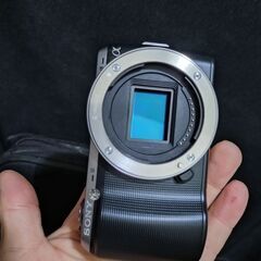 良品　SONY NEX-C3　ボディ➕バッテリー