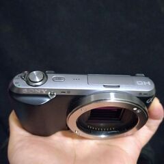 良品　SONY NEX-C3　ボディ➕バッテリーの画像