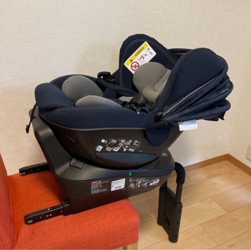 美品 ISOFIX クルット 4i プレミアム ドライ  ネイビー