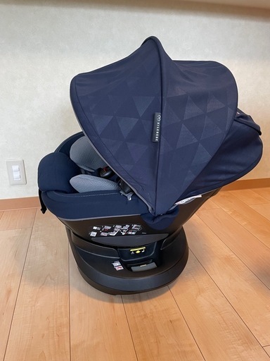 美品 ISOFIX クルット 4i プレミアム ドライ  ネイビー