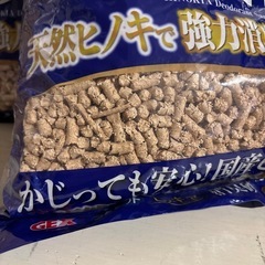 新品未使用　ラビット　ヒノキア消臭砂6.5リットル　うさぎと小動物の画像