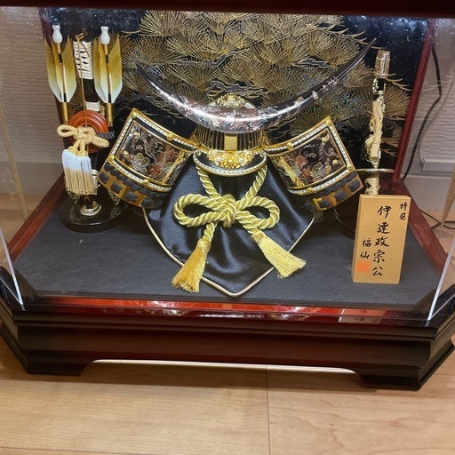 伊達政宗公 木製飾り ガラスケース入