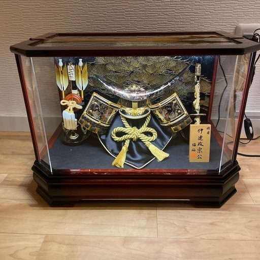 伊達政宗公 木製飾り ガラスケース入