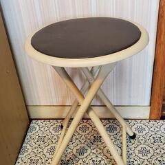 折りたたみイス