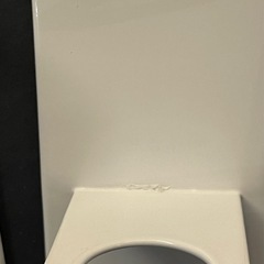 【値下げ】tower 山崎実業 シャンプーボトル　ディスペンサー　ホルダー　マグネット　4個セットの画像