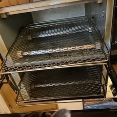 美品　
半年使用　オーブントースター　食パン4枚焼き可能の画像