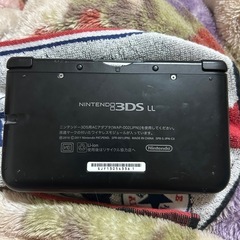 3DS LLブラックの画像