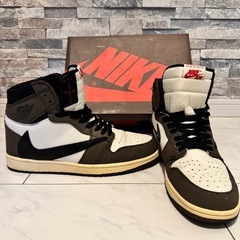 Travis Scott x Jordan 1 High スニー...