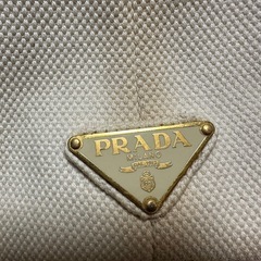 PRADA トートバッグの画像