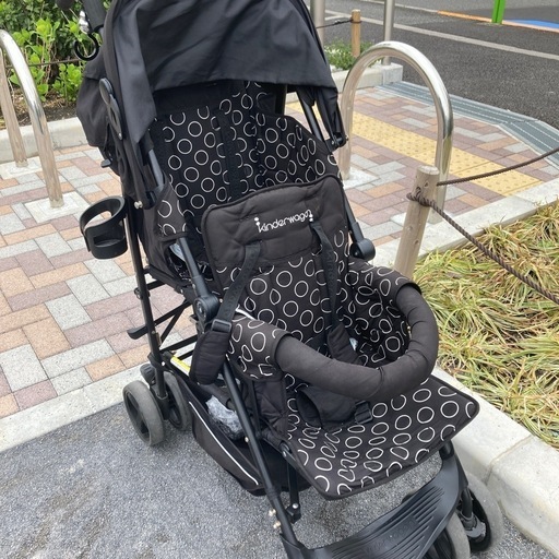 日本育児　キンダーワゴン　二人乗り