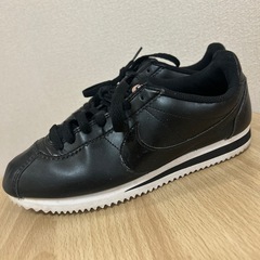 【値下げ】NIKE レディーススニーカー 24.5cm 黒
