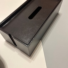 ケーブル収納ボックスの画像