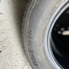 ヨコハマ　ブルーアースRV-02  215/65R16  4本セット
の画像