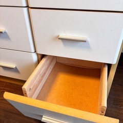 タンスの画像