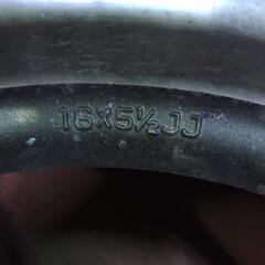 ジムニー純正アルミホイール　古いけどバリ山スタッドレス付の画像