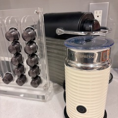 【値下げ】ネスプレッソ3点セット 本体、ミルクフォーマー（新品）...