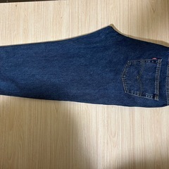 デニムパンツの画像