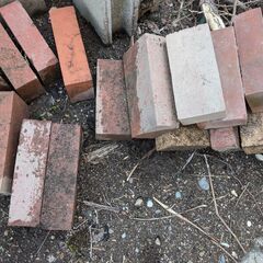 レンガ 15個程度の画像