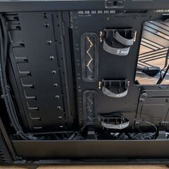 PCケース FractalDesign　Define7