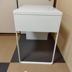 「お譲り予定の方が決まりました」机の画像