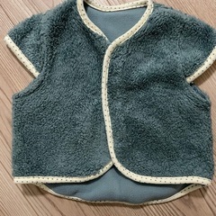 譲ります　子ども用70〜80 ベスト