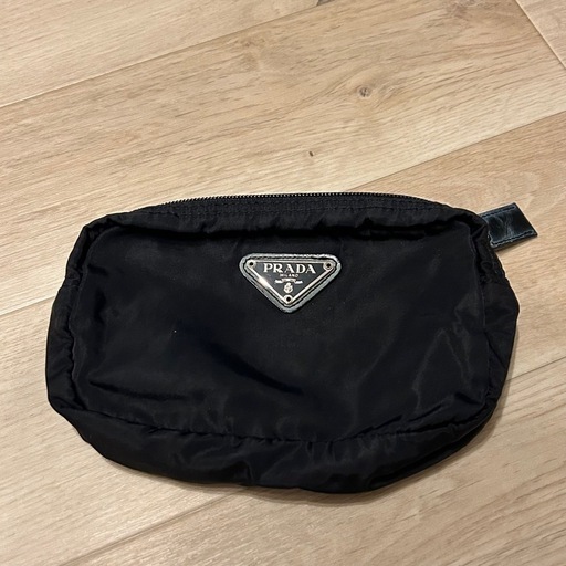 PRADA ポーチ