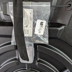 HILUX　トヨタ純正トノカバーの画像