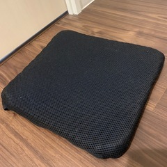 ジェルシートクッション　ニトリ座布団腰痛防止椅子ジェルクッションカーシートの画像