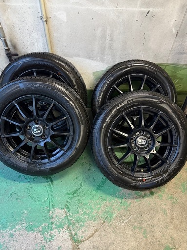 タイヤ、ホイール 205-60-r16