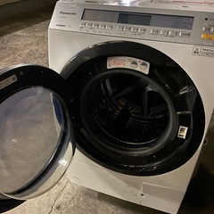 ドラム式洗濯乾燥機
の画像