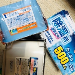 未使用　湿気取り　3つセットの画像