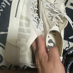 dieselスニーカーの画像