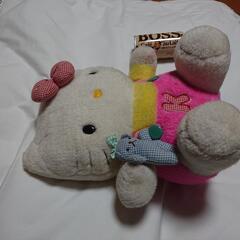 中型キティぬいぐるみの画像