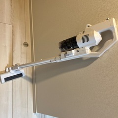 アイリスオーヤマ　コードレス掃除機の画像