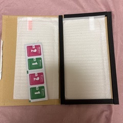 デイジー柄iPhone16プラス用ケースの画像