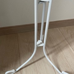 ガラステーブルの画像