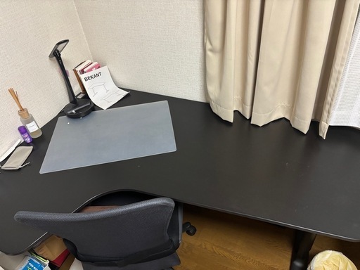 IKEA  BEKANT 18222
